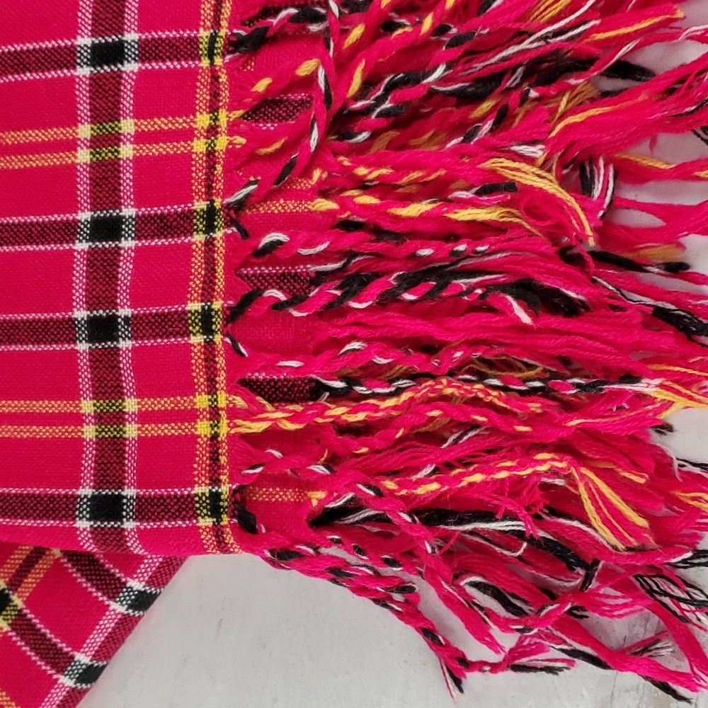 Kikios | Made in Kenya Artisianal Fuschia Black White Yellow Woven Wrap - Picture 2 of 5